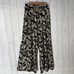 FUN ワイドパンツ リーフ柄 ウエストゴム L