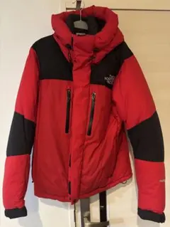 THE NORTH FACE ダウンジャケット レッド/ブラック