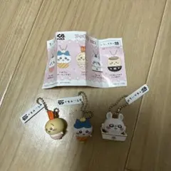 ちいかわ×くら寿司ビッくらポン・うさぎ ハチワレ モモンガ キーホルダー