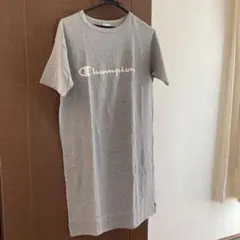 Champion グレー 半袖ワンピース Mサイズのサムネイル