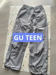 GU TEEN カーゴパンツ　M 150 グレー　薄手