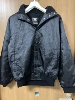 DESCENTE ブラック　ナイロンスタジャン