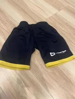 Liberta ショートパンツ 160 ネイビー/イエロー - メルカリ