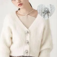 リリーブラウン リボンビジューボタンニットカーディガン 24AW 美品✨