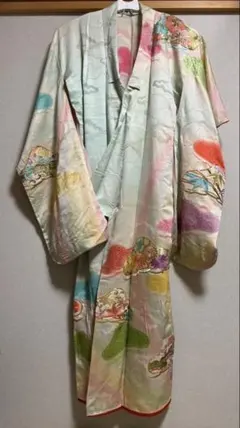 振袖 舞台衣装 暈し染め 金彩 金駒刺繍 古典柄　帯セットのサムネイル