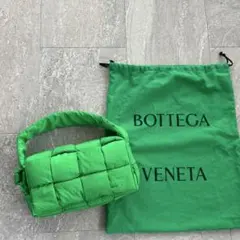 Bottega Veneta 　パデットテックカセット　ショルダーのサムネイル