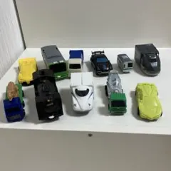 ミニカー 6台セット 多様なデザイン - メルカリ