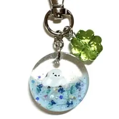 シマエナガ レジン チャーム ✱ ミルキーブルー ドライフラワー × 四葉