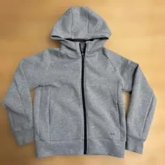 グレー フード付き　ジップパーカー サイズ140