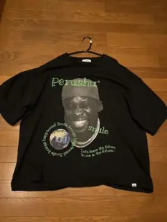 Perushur グラフィックTシャツ 黒