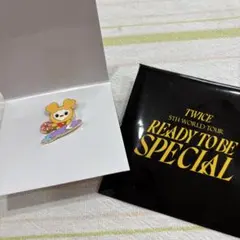 TWICE 5TH WORLD TOUR TWICE LOVELY ピンバッジ