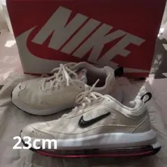 NIKE MAX AIR AP　ホワイト　ベージュ　スニーカー 23cm