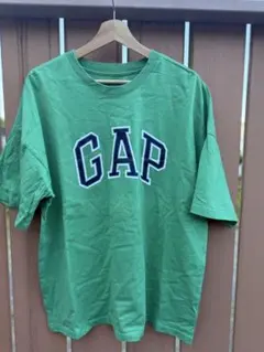 GAPTシャツ