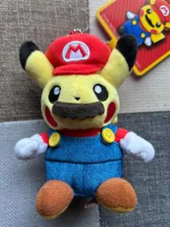 ポケモンセンター限定　マリオピカチュウ　ぬいぐるみ　高さ約13㎝のサムネイル