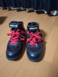 安全靴　セブンティーシックス ルブリカンツ　耐切創手袋　ミドリ安全