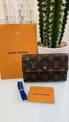 LOUIS VUITTON ルイヴィトン モノグラム パスケース付 三折財布