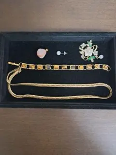 遺品整理・生前整理 - メルカリ