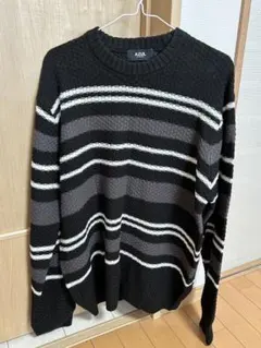 AZUL by moussy ブラック　ボーダー柄　ニット　セーター