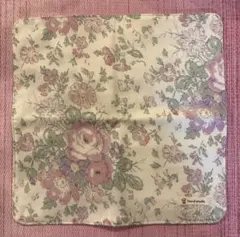 【ハンドメイド】LIBERTY リバティ　タオルハンカチ 花柄 ピンクのサムネイル