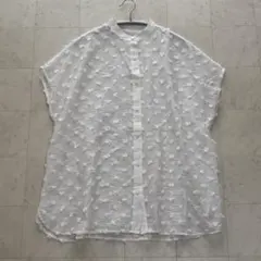 新品タグ付き】HIAND フラッフィードットシャツ ホワイト - メルカリ