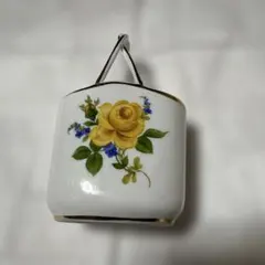 Item thumbnail for item 26718ef6-4d84-4a66-a1cb-e962e42861ec