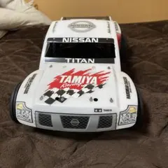 P*E様 タミヤレーストラックボディー日産タイタン未走行1／10のサムネイル