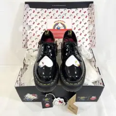 ドクターマーチン Dr. Martens Hello Kitty ローファー