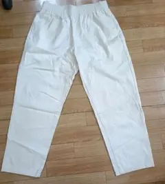 GU ホワイト カジュアルパンツ Lサイズ