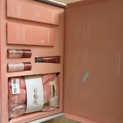 medicube Collagen Glow Aesthetic Setのサムネイル