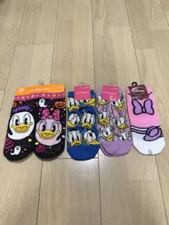 ソックス4点セット　ディズニー　ドナルド　デイジー　ハロウィン