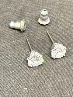 スワロフスキー　クリスタルピアスセット