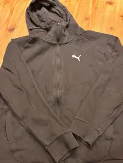 Puma フード付き　スウェット　上下セット 黒　Mサイズ