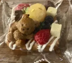 kikisquishy くま フルーツトーストスクイーズ