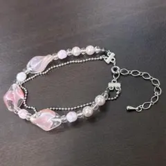ハンドメイドのピンクガラス2連ブレスレット