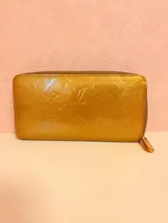 ヴィトンの財布　ジッピーウォレット