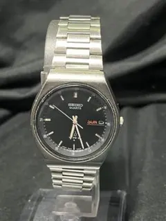 SEIKO クォーツ 腕時計 黒文字盤 ヴィンテージ