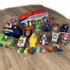 パウパトロール キャラクター 車両 セット 基地付き　大量 パウ・パトロール キャラクター 車両セット - メルカリ