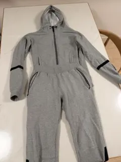 adidas フード付きジャージ上下セット グレー