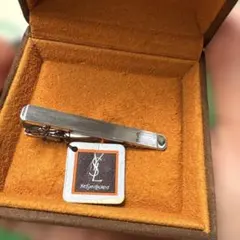 Yves Saint Laurent ネクタイピン 専用ケース付き