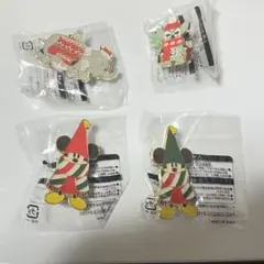 ディズニー　ピンバッジ　4点セット