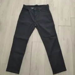 UNIQLO EZYジーンズ　ダークブルー