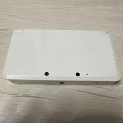 ジャンク品！！ニンテンドー3DS ホワイト 本体&SDカード付き