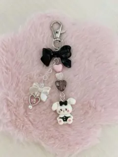 ハンドメイド　ビーズキーホルダー　ストラップ　キーホルダー