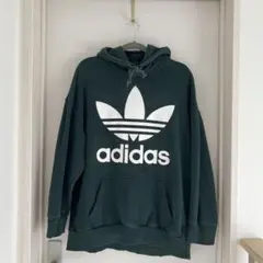 adidas ダークグリーン フード付きパーカー