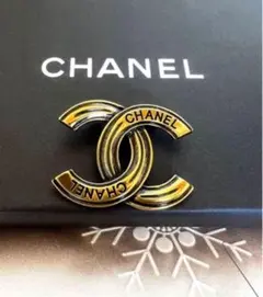 海外で買い集めた ダブルCCロゴブローチ ゴールド　2026年1月限定サービス品