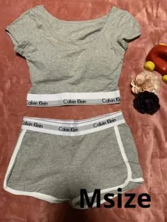 Calvin Klein グレー 　ショート丈　セットアップ　Мsize