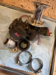 エーデルブロック キャブレター 650cfm AVS2 短期間使用 - メルカリ