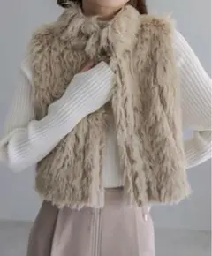 mystic ショートファーベスト