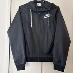 Nike ブラック ウィンドブレーカー