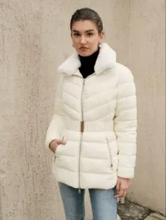 sheinフェイクファー付き ウエストジップ付きロングダウン　完売品